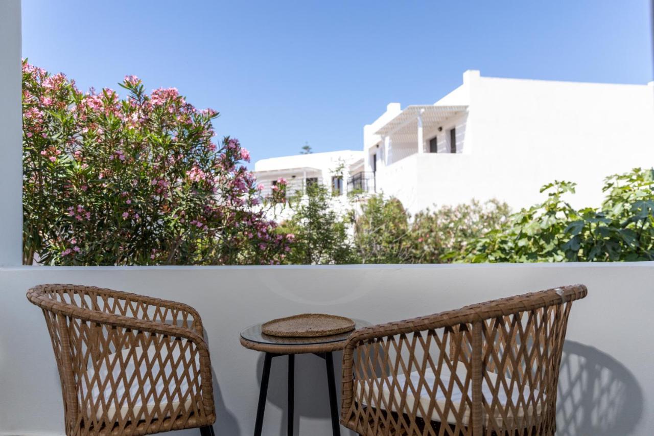 Aesthete Suites Agia Anna  Extérieur photo