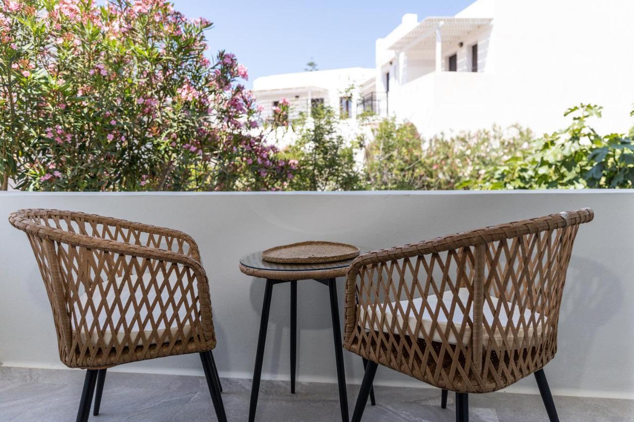 Aesthete Suites Agia Anna  Extérieur photo