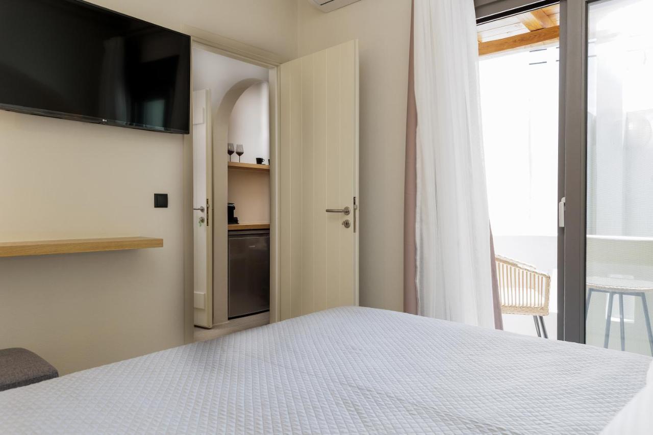 Aesthete Suites Agia Anna  Extérieur photo